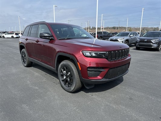 2024 Jeep Grand Cherokee Laredo in Chevy Chase Heights, PA - Delaney Auto Group