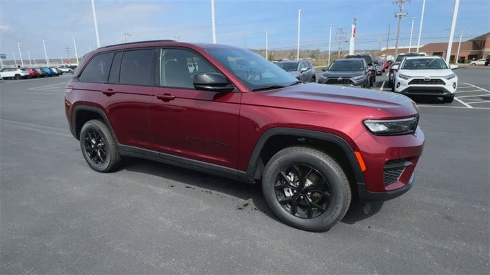 2024 Jeep Grand Cherokee Laredo in Chevy Chase Heights, PA - Delaney Auto Group
